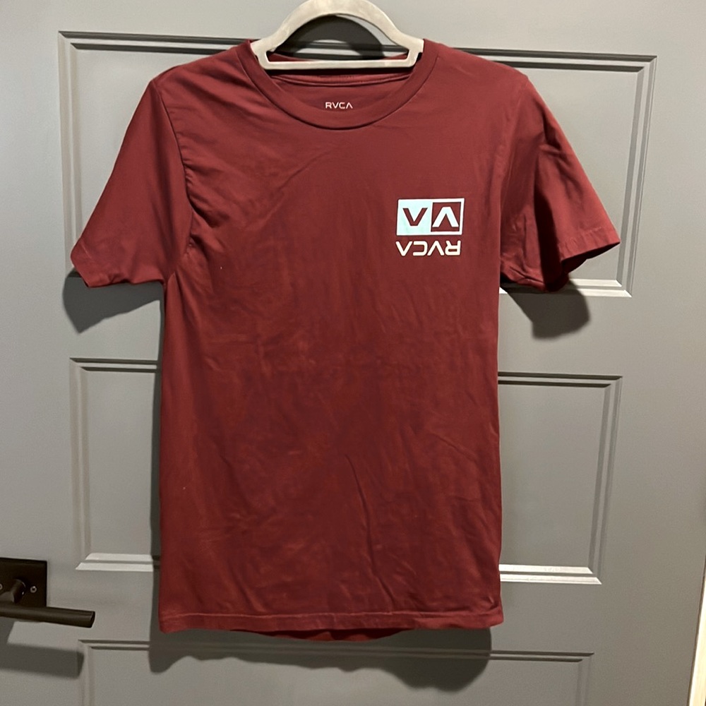 RVCA size small men’s short sleeve tee